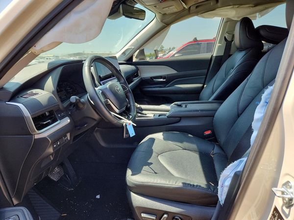 2024 TOYOTA GRAND HIGHLANDER