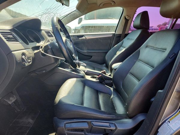 2017 VOLKSWAGEN JETTA