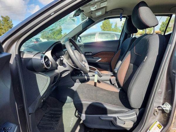 2024 NISSAN KICKS SR