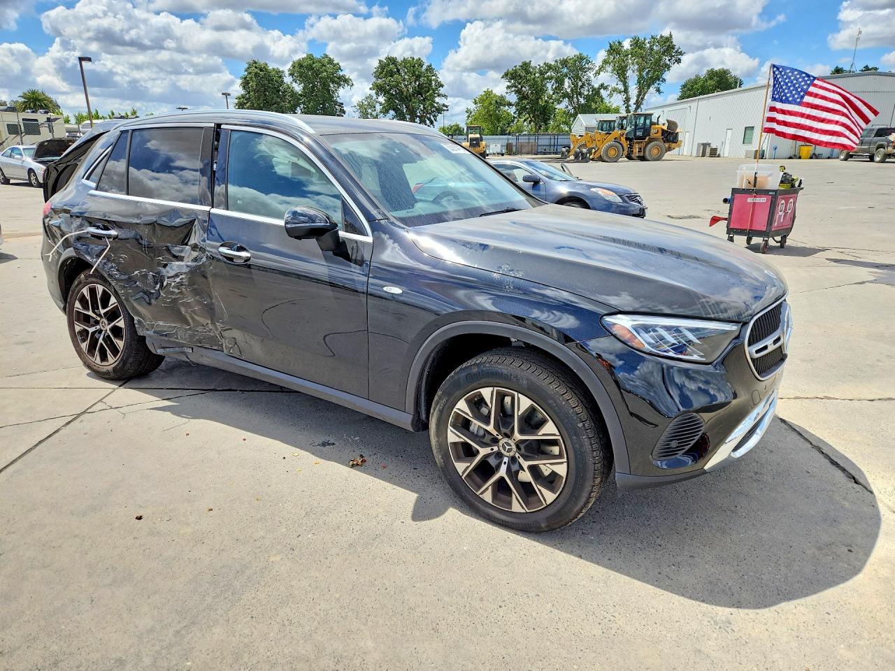 2025 MERCEDES-BENZ GLC GLC350e 4MATIC