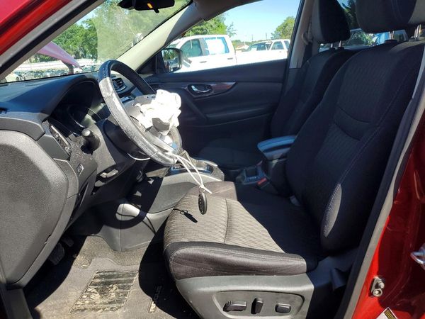 2019 NISSAN ROGUE — DENT