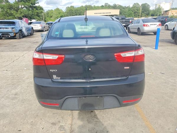 2015 KIA RIO GL - Middle-low