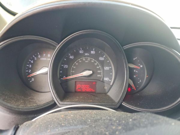 2015 KIA RIO GL - Middle-low