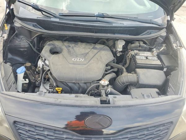2015 KIA RIO GL - Middle-low