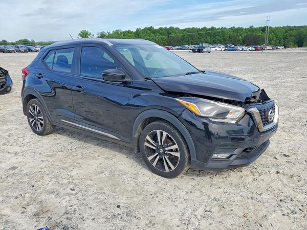 2018 NISSAN KICKS