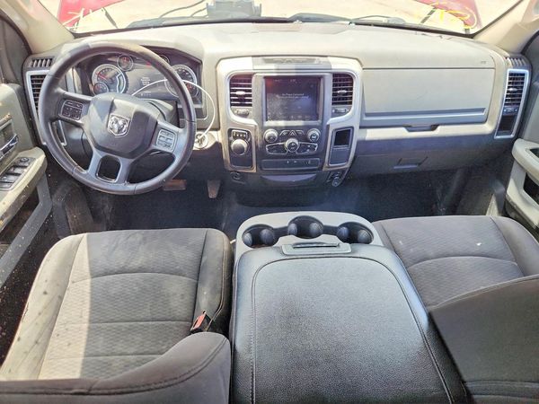 2019 RAM 1500 CLASSIC SLT