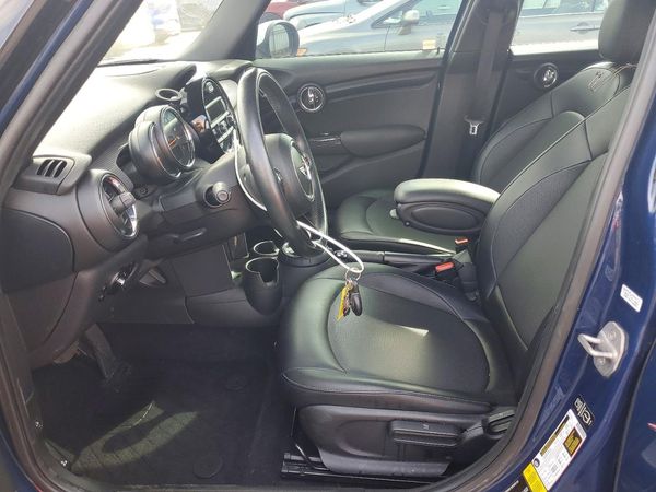 2015 MINI COOPER