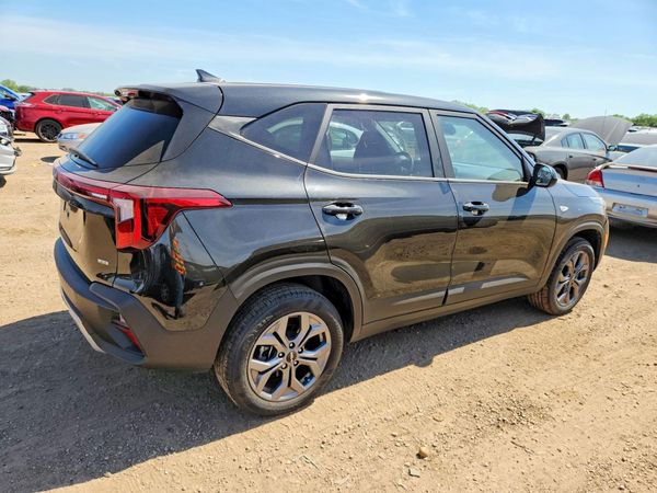 2024 KIA SELTOS LX