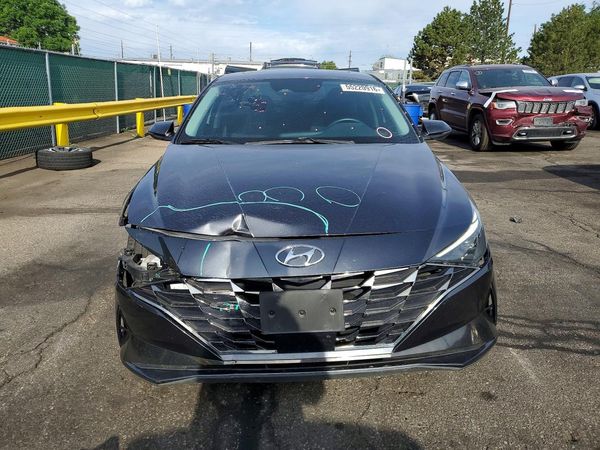 2021 HYUNDAI ELANTRA