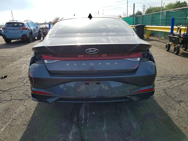 2021 HYUNDAI ELANTRA