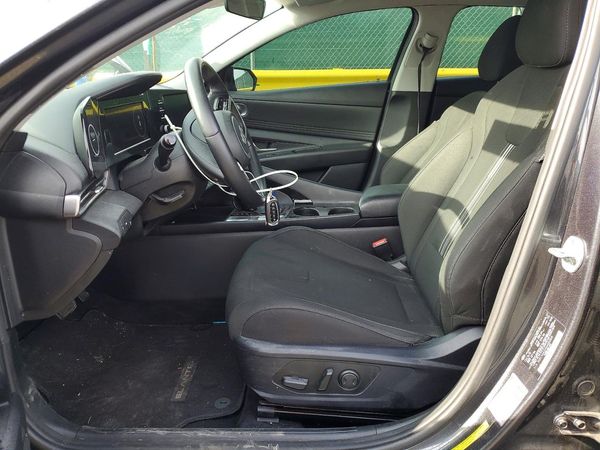 2021 HYUNDAI ELANTRA
