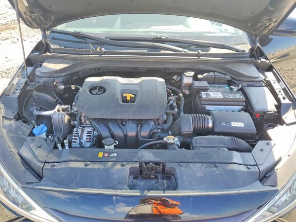 2019 HYUNDAI ELANTRA