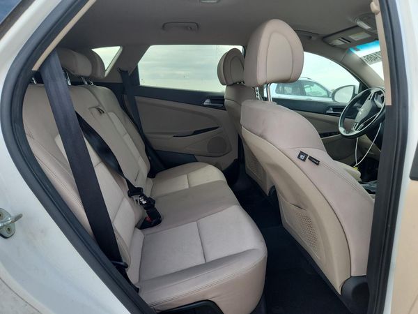 2017 HYUNDAI TUCSON