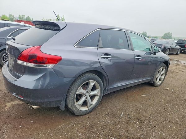 2016 TOYOTA VENZA XLE