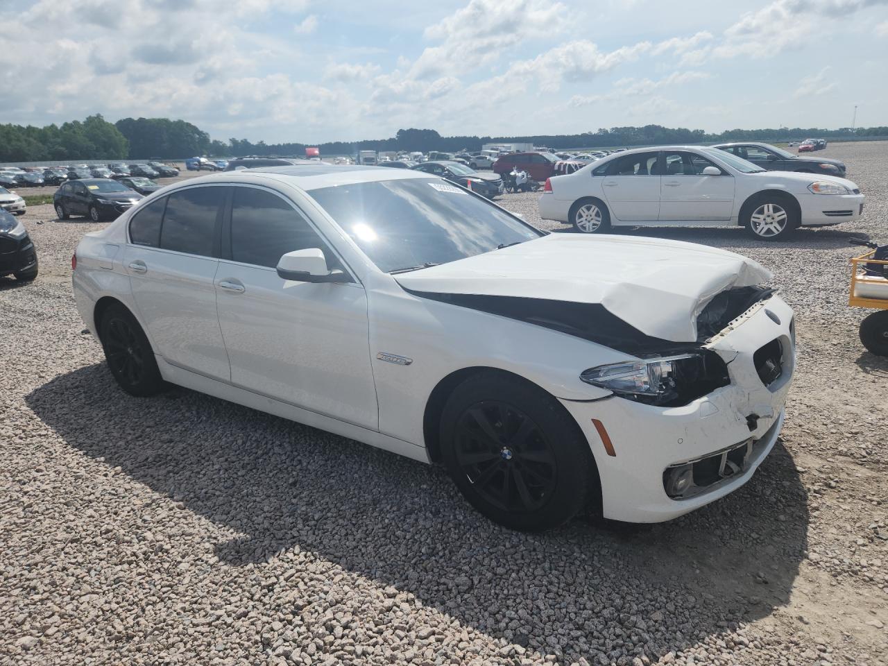 2016 BMW 528