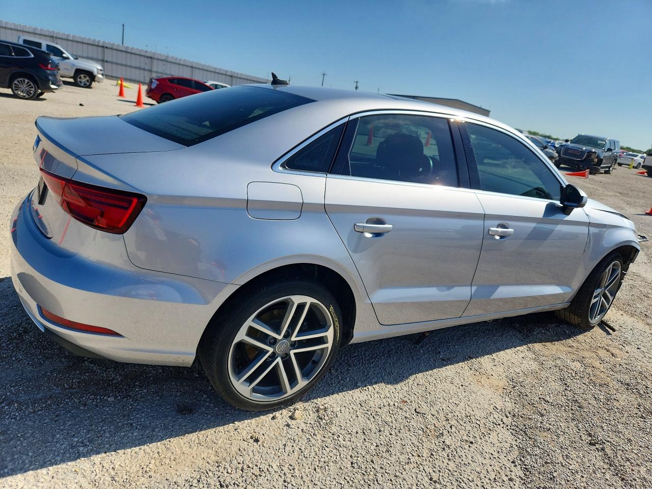 2019 AUDI A3 Premium, Titanium