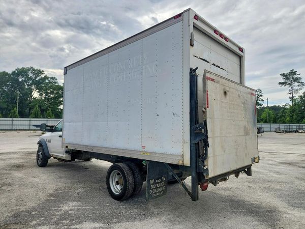 2014 RAM 5500 REG CAB CHASSIS