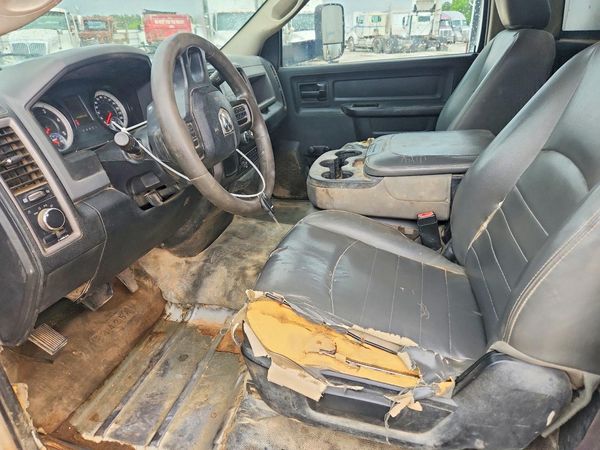 2014 RAM 5500 REG CAB CHASSIS