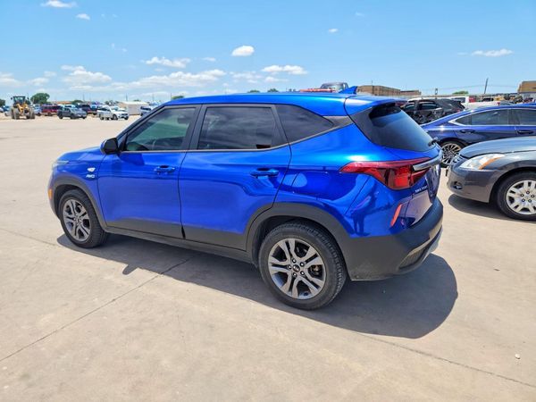 2021 KIA SELTOS LX