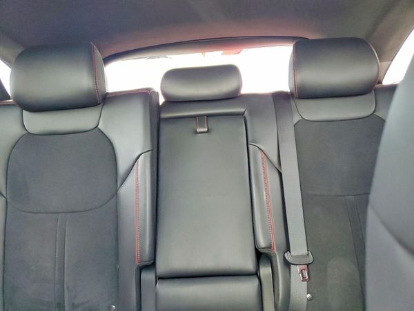 2022 GENESIS GV70