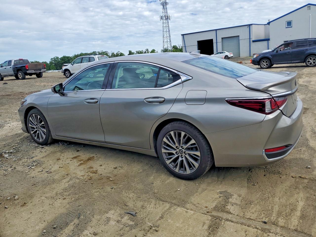 2021 LEXUS ES 250 350 Premium