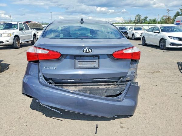 2016 KIA FORTE GL (Middle-Low Grade)