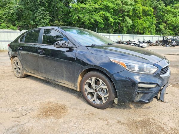 2021 KIA FORTE FE, LXS
