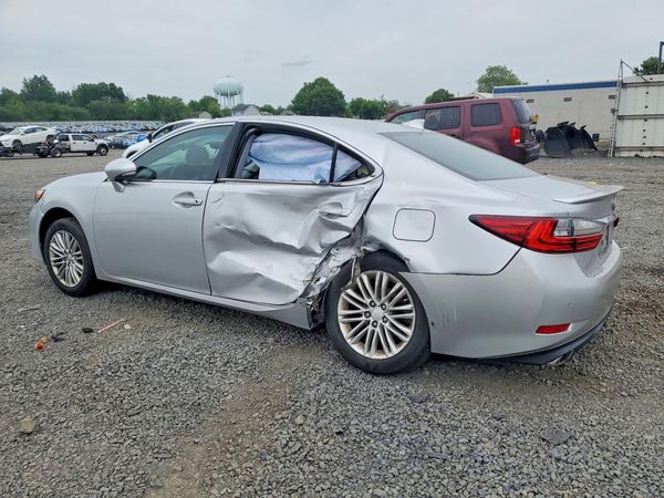 2016 LEXUS ES