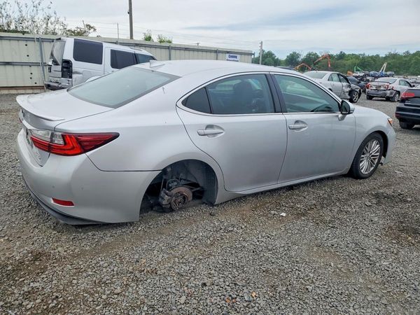 2016 LEXUS ES