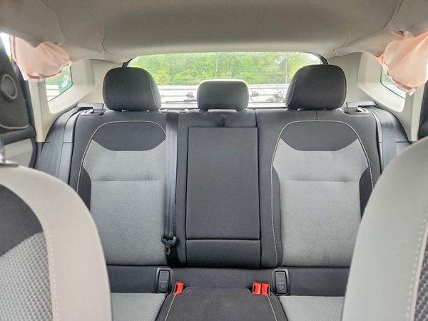 2022 VOLKSWAGEN TAOS 4Motion S