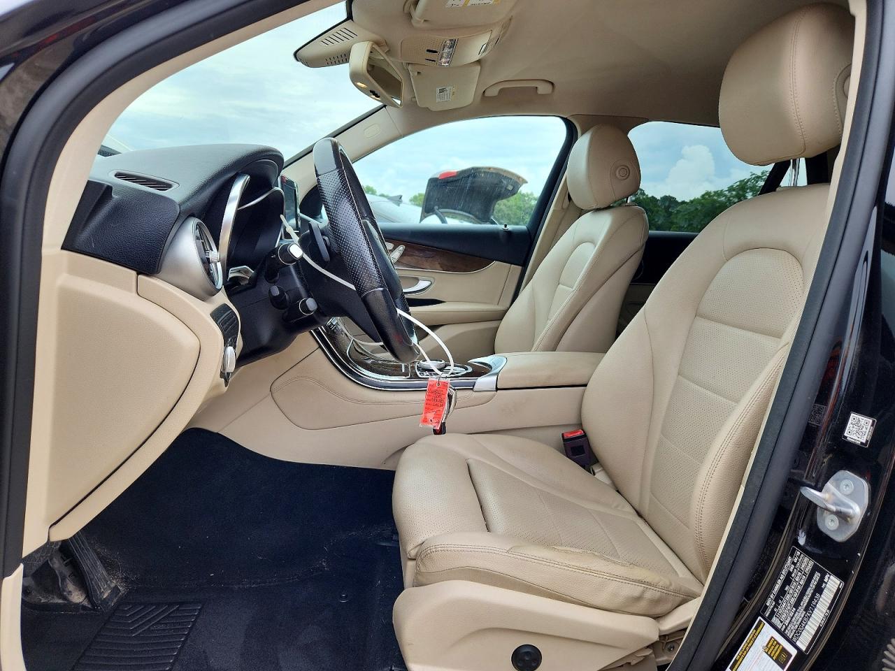 2019 MERCEDES-BENZ GLC GLC 300-4M