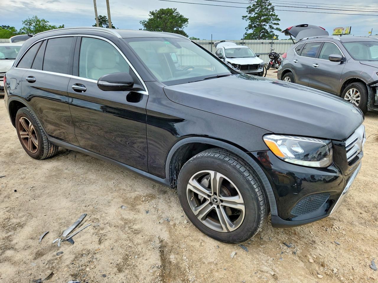 2019 MERCEDES-BENZ GLC GLC 300-4M