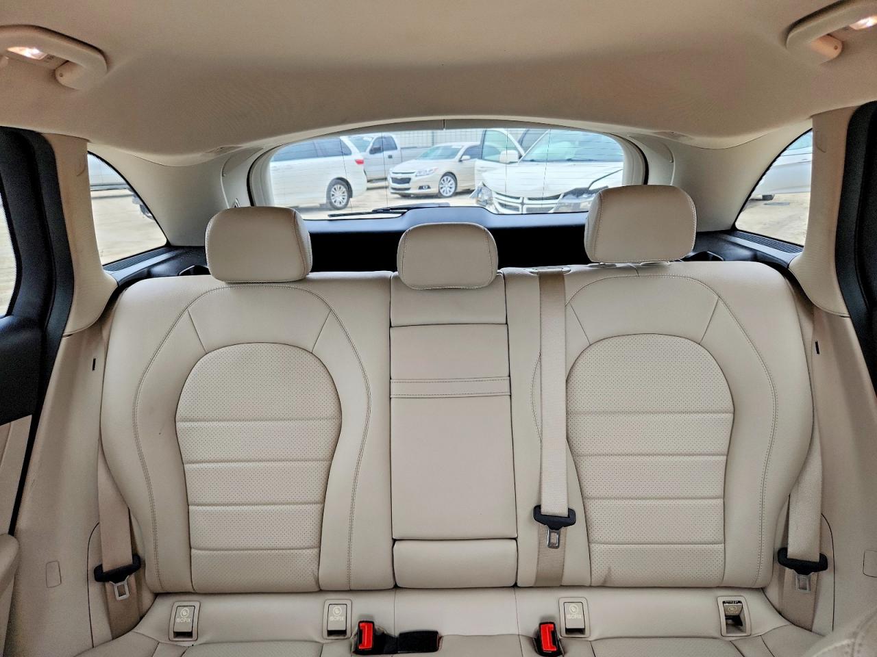 2019 MERCEDES-BENZ GLC GLC 300-4M