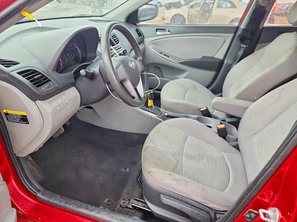 2017 HYUNDAI ACCENT SE Base