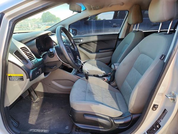 2016 KIA FORTE
