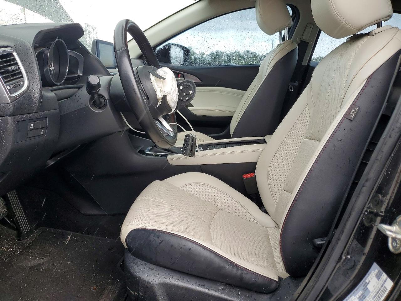 2017 MAZDA 3 Grand Touring