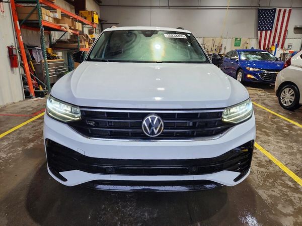 2022 VOLKSWAGEN TIGUAN