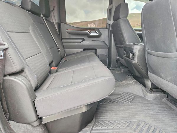 2024 CHEVROLET SILVERADO LT