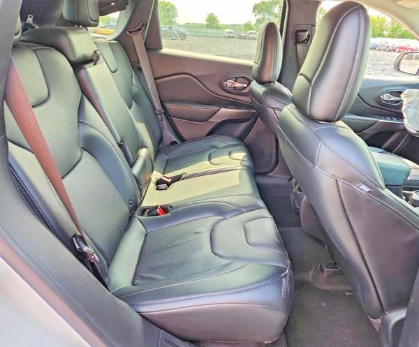 2019 JEEP CHEROKEE LIMITED FWD