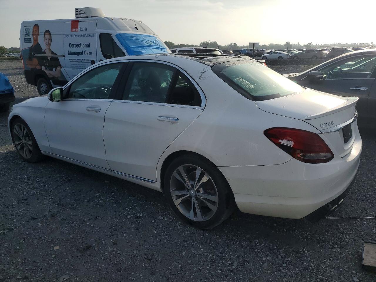 2017 MERCEDES-BENZ C C300