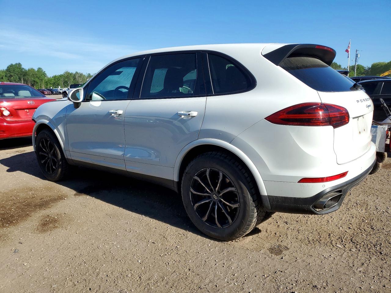2017 PORSCHE CAYENNE