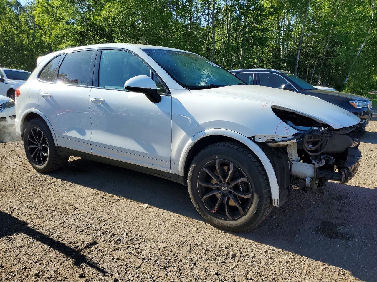 2017 PORSCHE CAYENNE