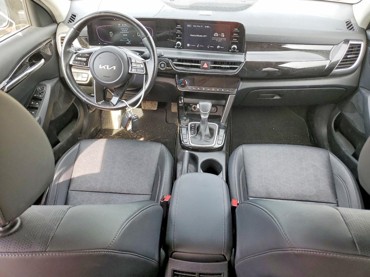 2024 KIA SELTOS S, X-Line