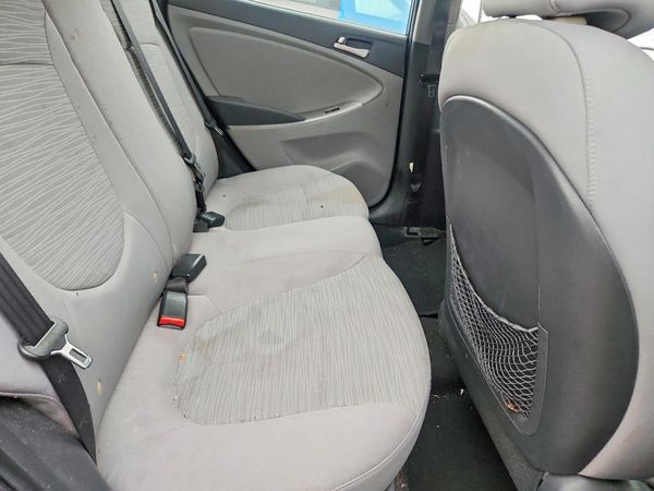 2015 HYUNDAI ACCENT GL(Middle-low)