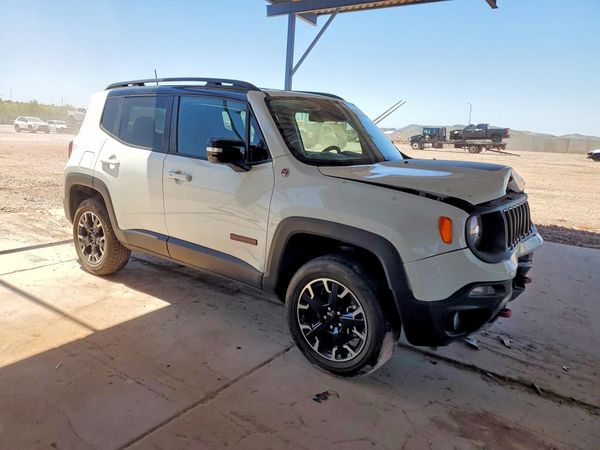 2023 JEEP RENEGADE TRAILHAWK 4X4