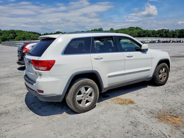 2013 JEEP CHEROKEE Laredo