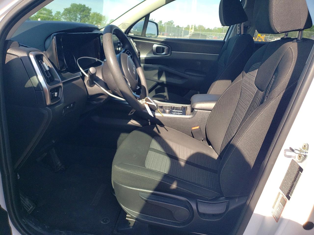2022 KIA SORENTO LX