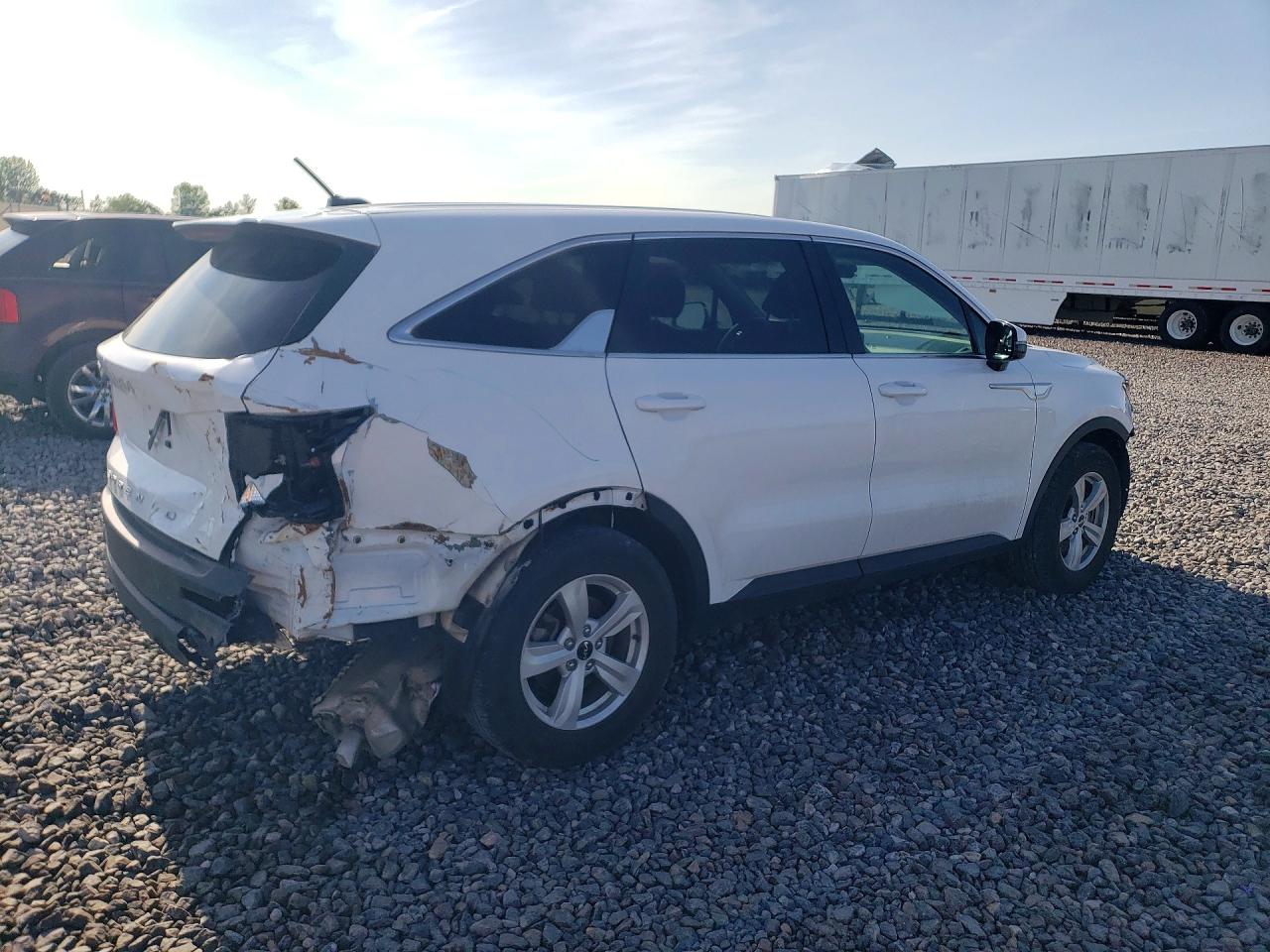 2022 KIA SORENTO LX