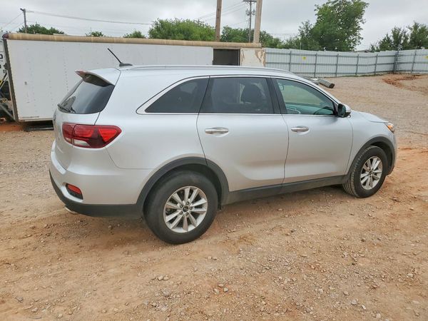 2020 KIA SORENTO