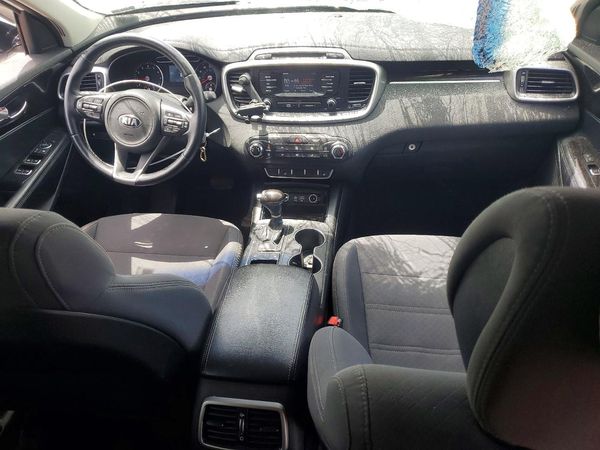 2016 KIA SORENTO L / LX